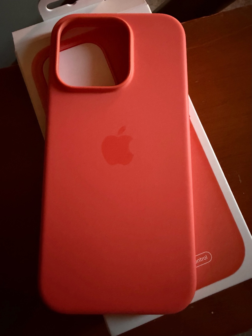Apple Silicone iPhone 16 Pro Case - Tangerine